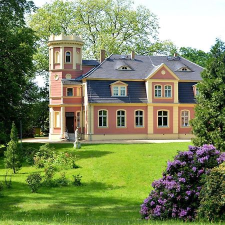 Ferienwohnung Im Gutshof Direkt Gegenueber Dem Schloss, Rhododendronpark Mit Terrasse Und Wlan Kromlau Luaran gambar