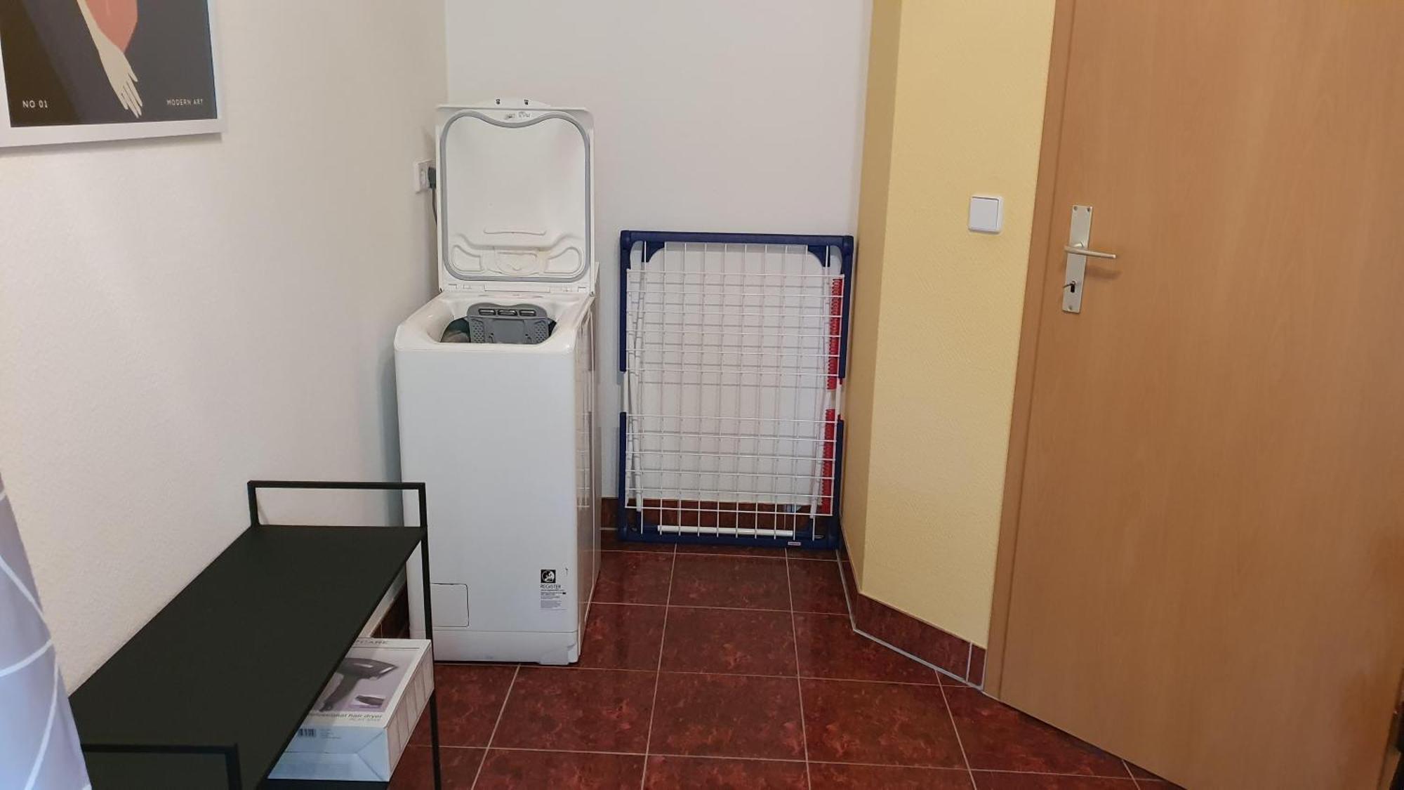 Ferienwohnung Im Gutshof Direkt Gegenueber Dem Schloss, Rhododendronpark Mit Terrasse Und Wlan Kromlau Luaran gambar